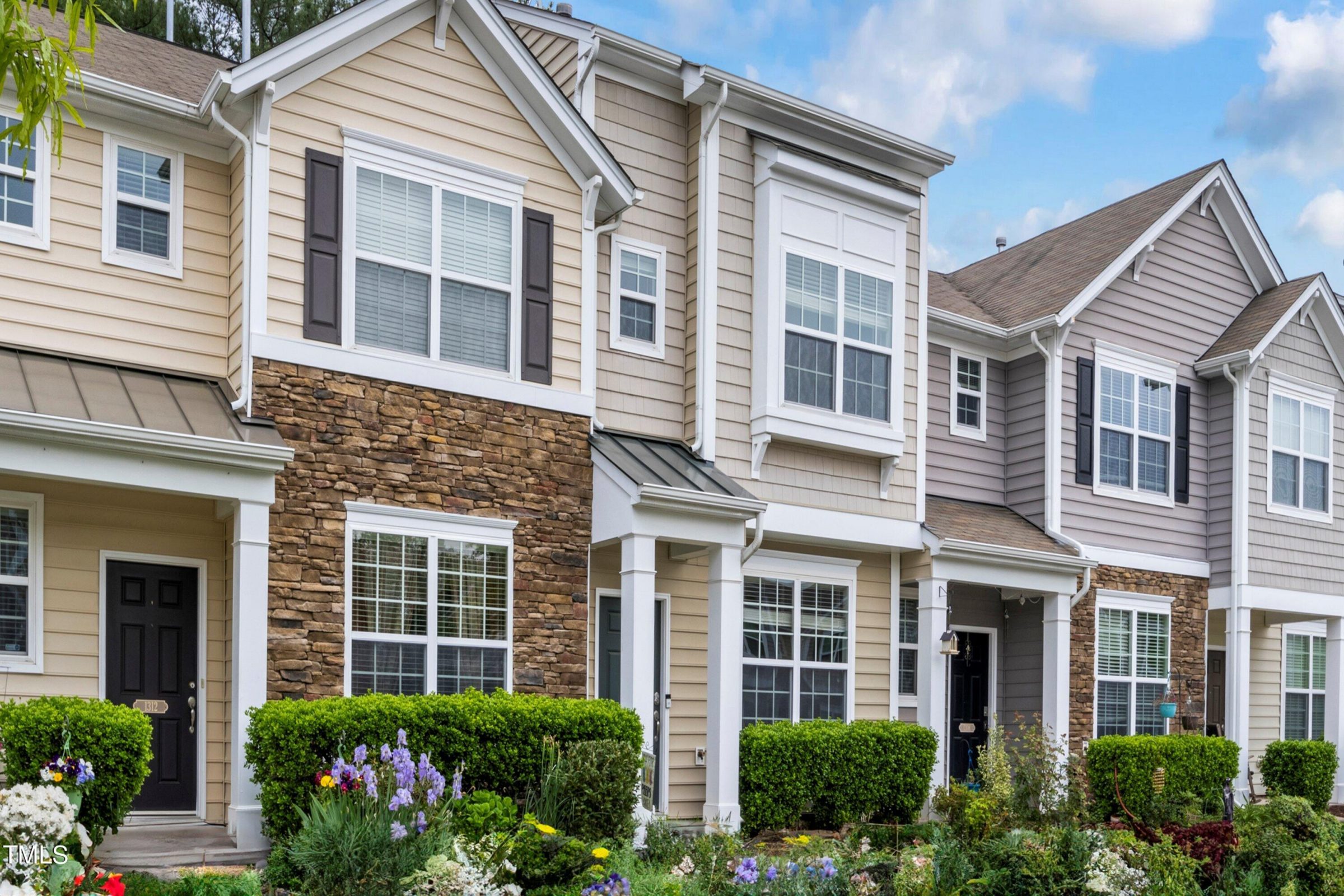 8-Unit Modern Craftsman Townhome Plan with Covered Porches & Bonus Rooms