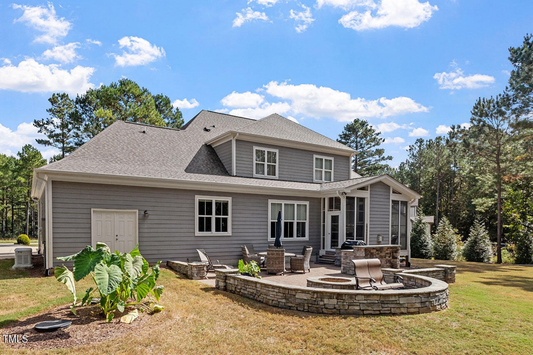 Versatile 1-Story House Plan with CAD Designs & Open Layout