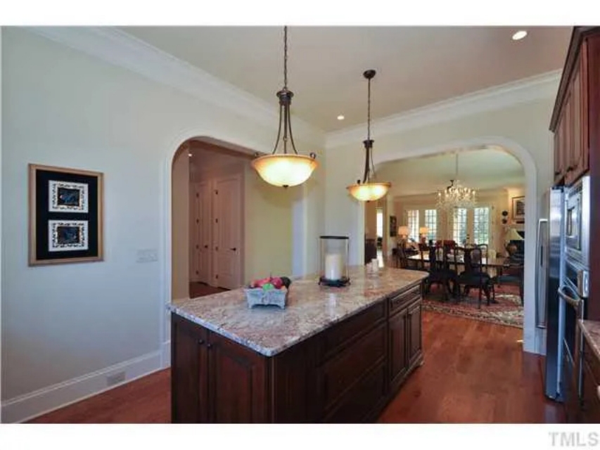 Traditional Craftsman Home Plan with Vaulted Ceilings & Open Floor Layout