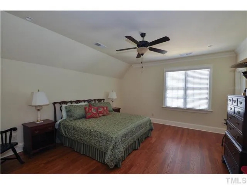 Traditional Craftsman Home Plan with Vaulted Ceilings & Open Floor Layout