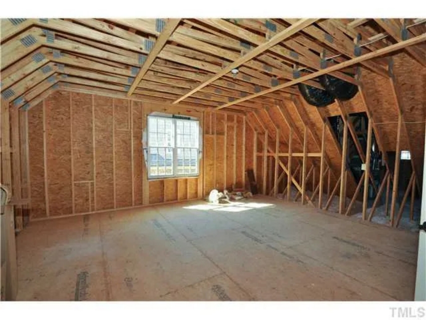 Traditional Craftsman Home Plan with Vaulted Ceilings & Open Floor Layout