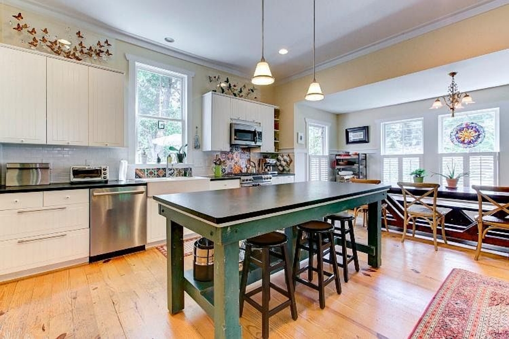 Spacious 3-Bedroom Single-Story House Plan with Detached Garage