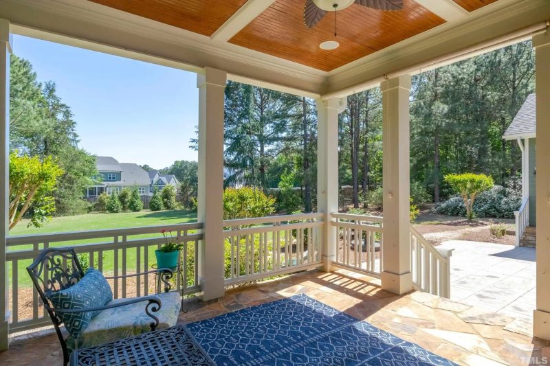 Spacious 1.5-Story Craftsman House Plan with Open Floor Layout