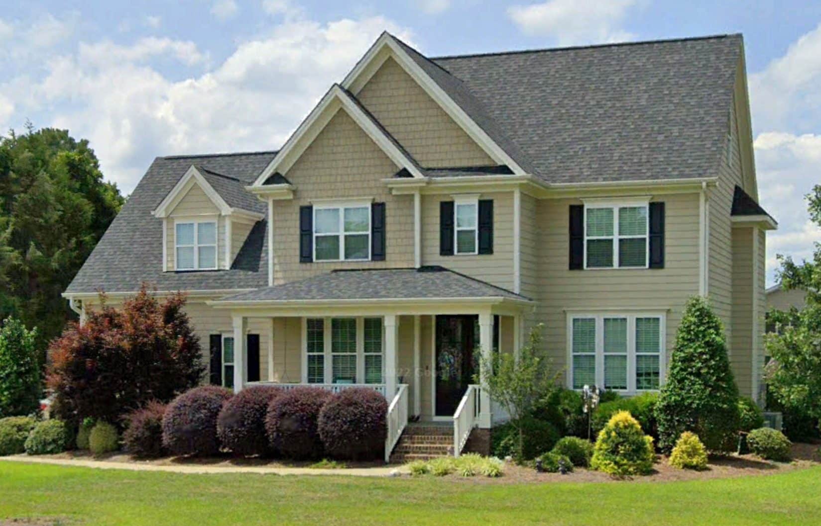 Modern CAD house Plan with 3 Beds,Basement,and 2.5 Baths