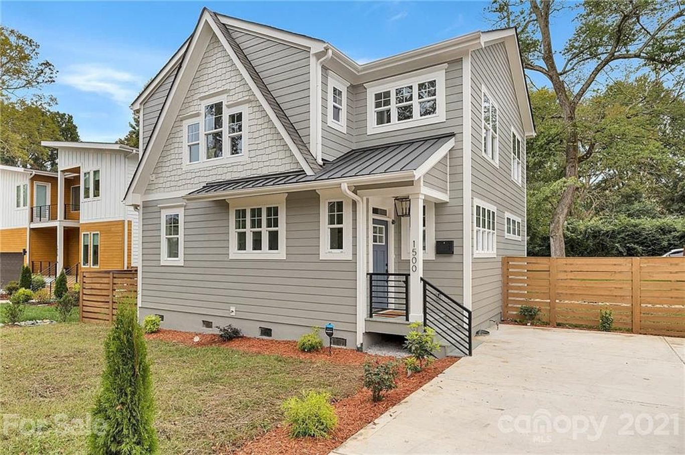 Stylish 4-Bedroom house Plan with CAD Designs and Open Layout