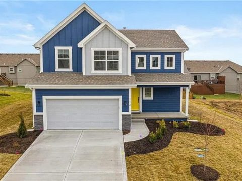 2.5-Story house Design