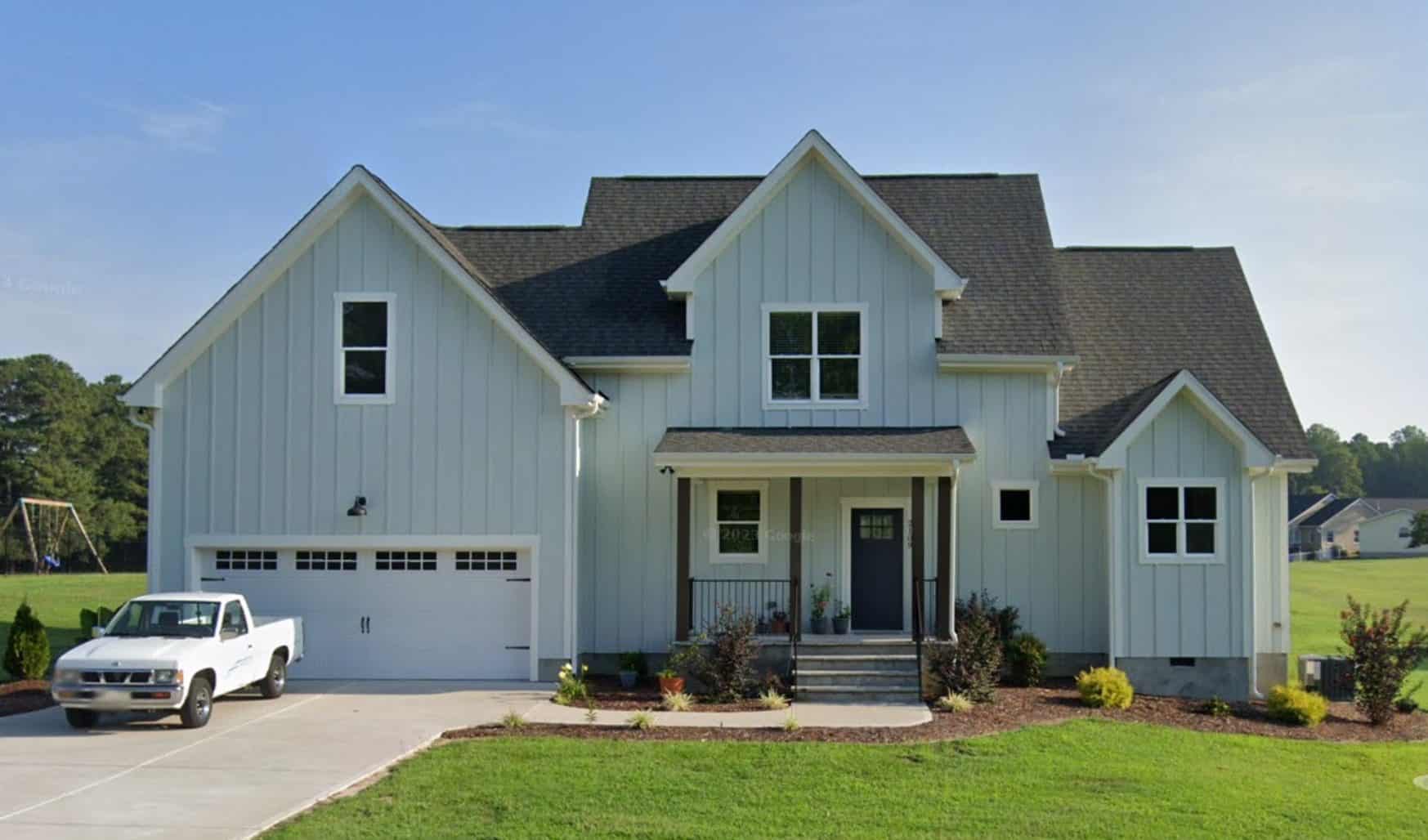 Charming 2-Story house Design with Modern CAD Floor Plan