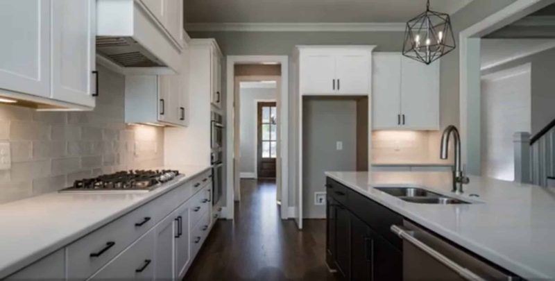 3-Bedroom house Plan with Traditional Design and CAD Blueprint