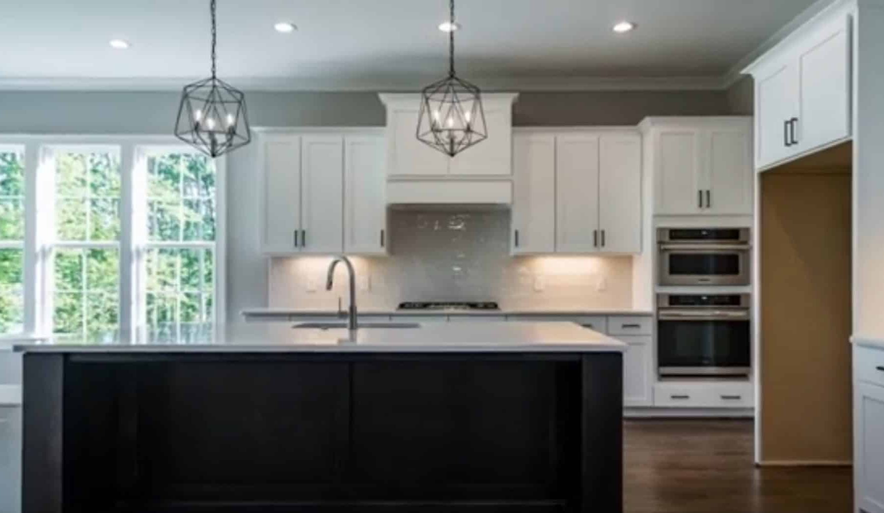 3-Bedroom house Plan with Traditional Design and CAD Blueprint