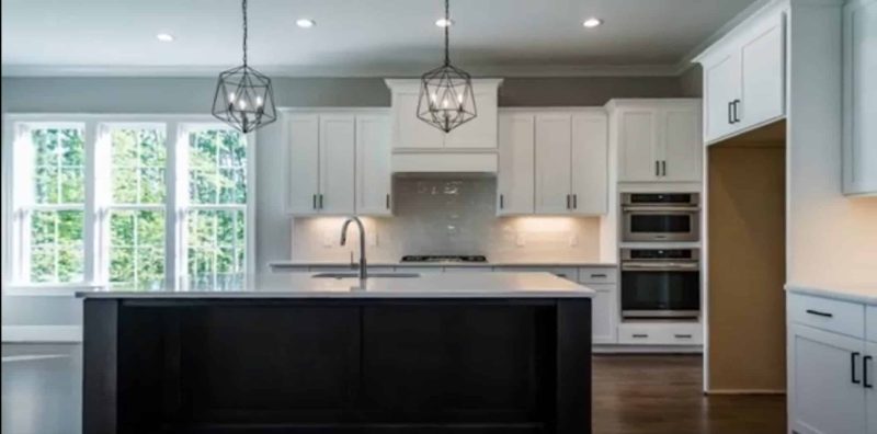 3-Bedroom house Plan with Traditional Design and CAD Blueprint