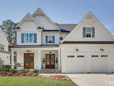 Beautiful 2-Story house Floor Plan with 5 Bedrooms and CAD Designs