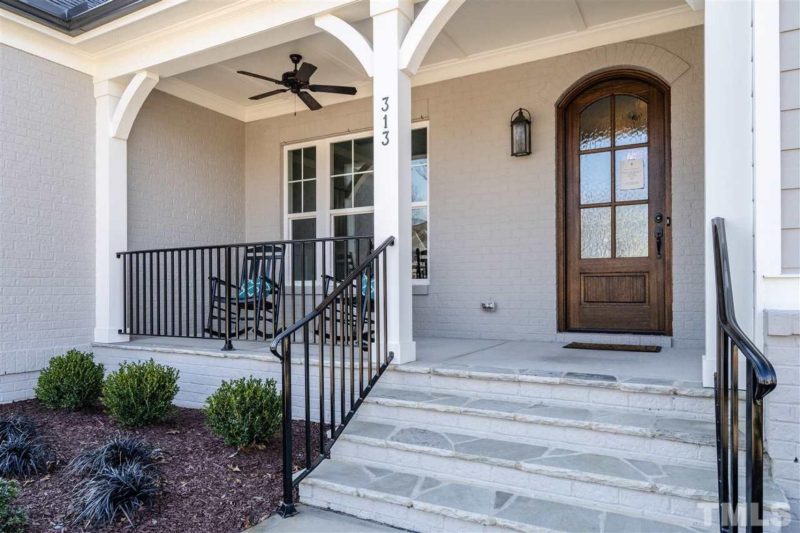 Beautiful 2-Story house Plan with CAD Blueprints & Designs