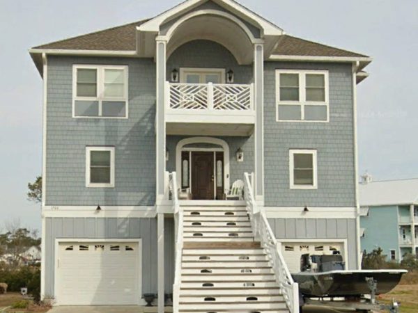 Beautiful Coastal house Plan with Open Floor Designs & CAD