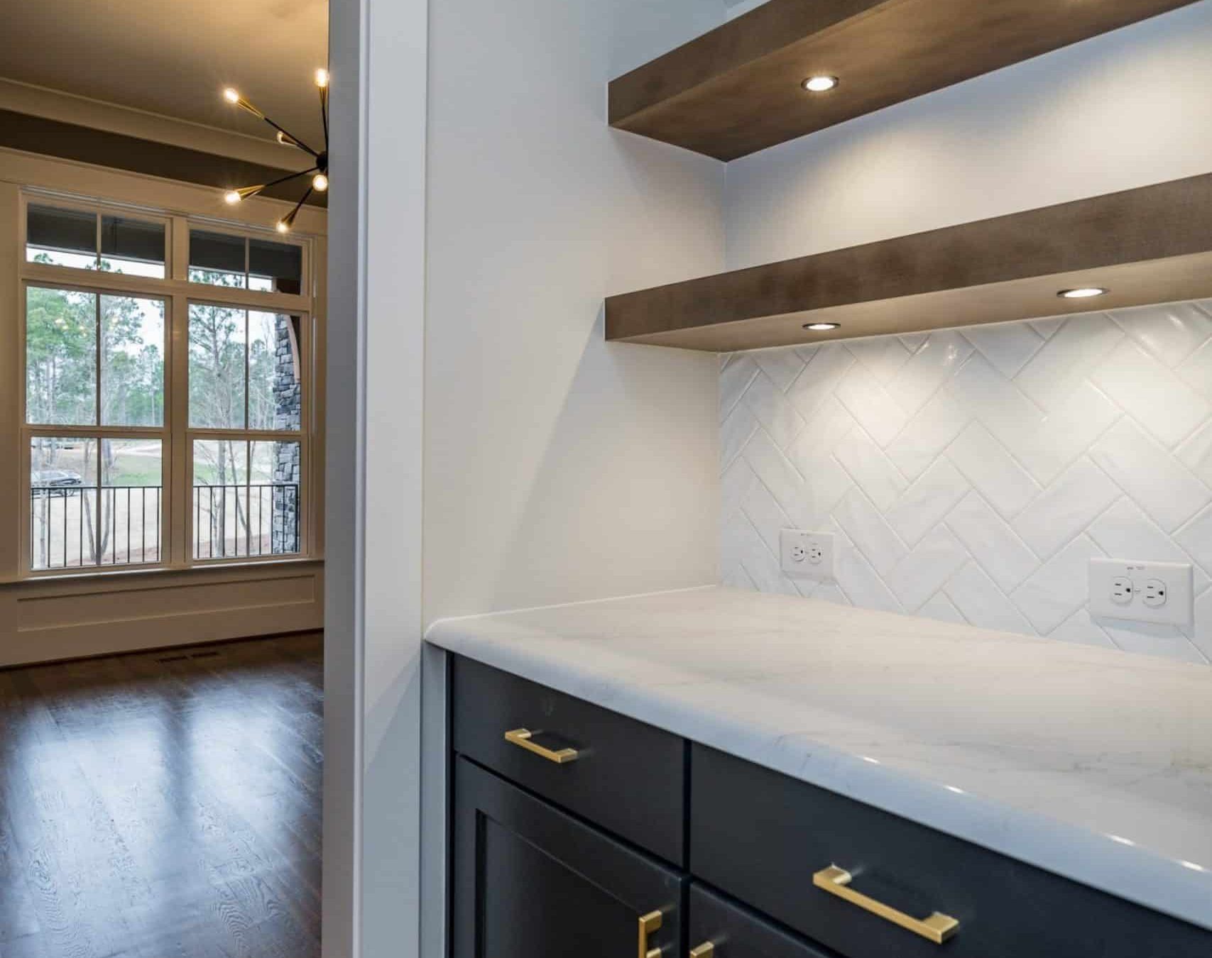 Beautiful Craftsman house Plan with Detailed Floor Blueprint