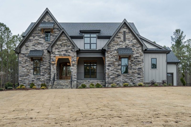 Beautiful Craftsman house Plan with Detailed Floor Blueprint