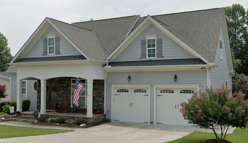 Beautiful house Plan with 4 Beds, 2 Stories, and Open Layout