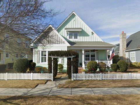 Charming 3-Bed Cottage house Plan & Blueprint Designs