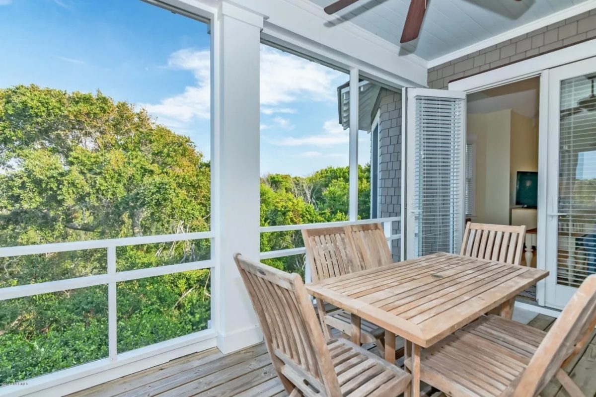 Charming house Floor Plan: Coastal Blueprint with 2 Floors