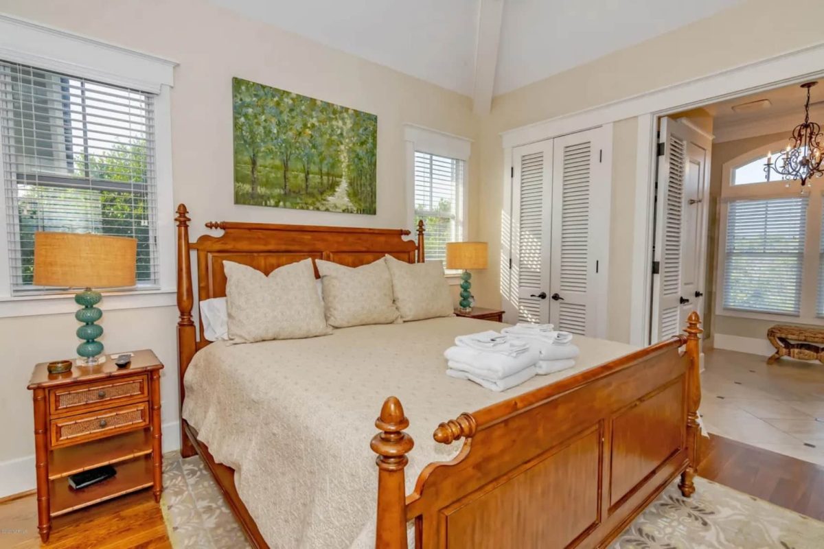Charming house Floor Plan: Coastal Blueprint with 2 Floors
