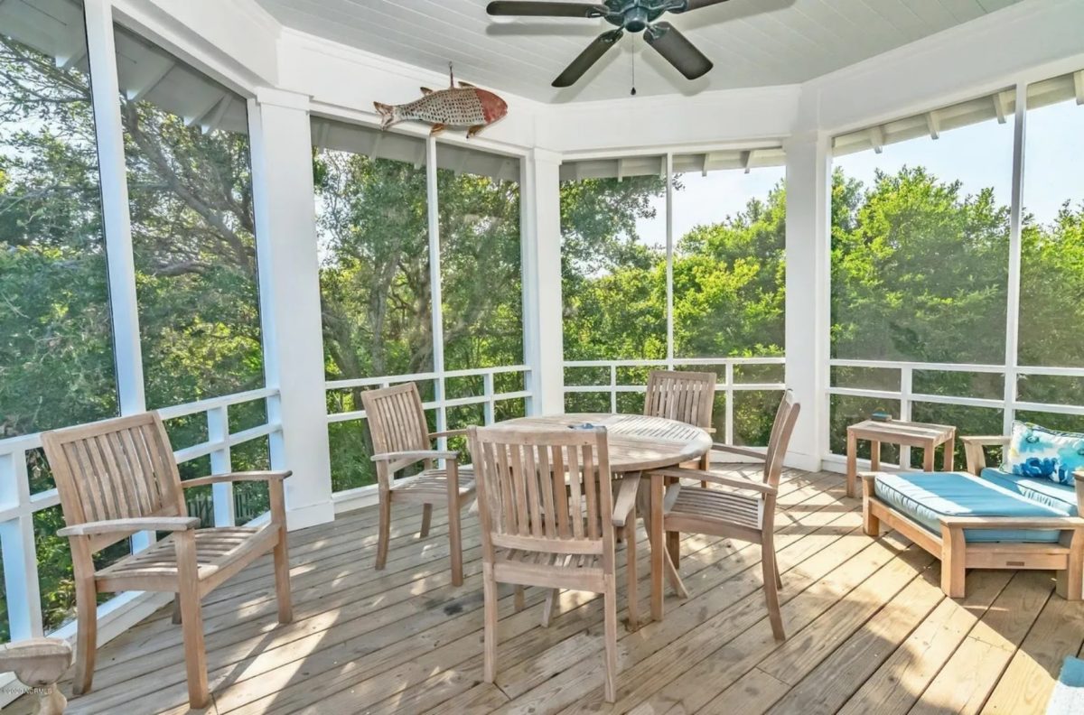Charming house Floor Plan: Coastal Blueprint with 2 Floors