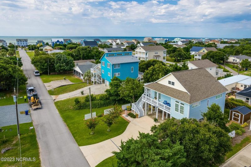 Coastal house Plan with Complete Floor Designs and Blueprints