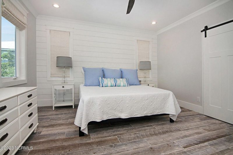 Contemporary Beach house Plan with Blueprint & CAD Designs