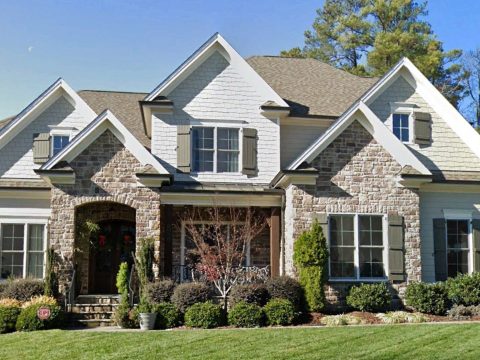 Craftsman house Plan with 4 Bedrooms & Vaulted Ceilings