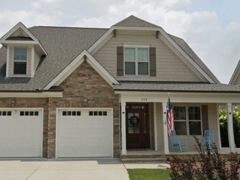Craftsman house Plan with 5 Bedrooms