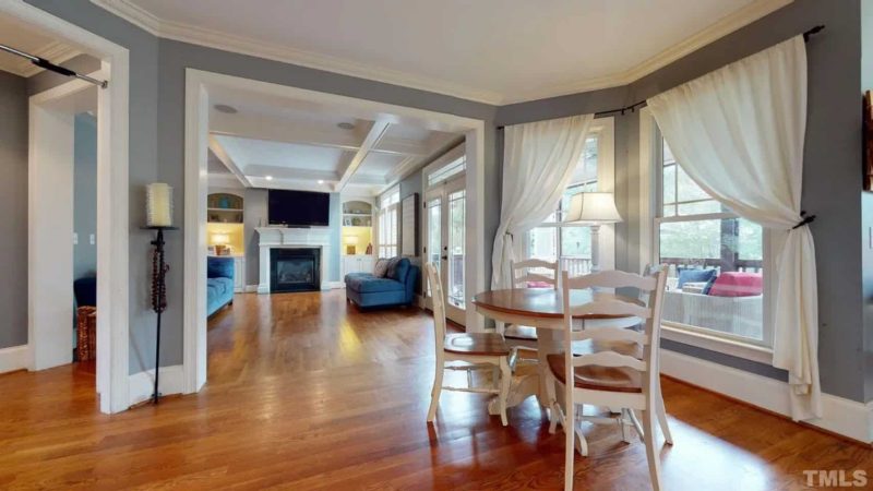 Craftsman house Plan with Spacious Floor Design and CAD Blueprints