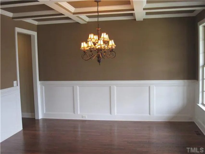 Craftsman Home Plan with Spacious Floor Plan and Unique Designs