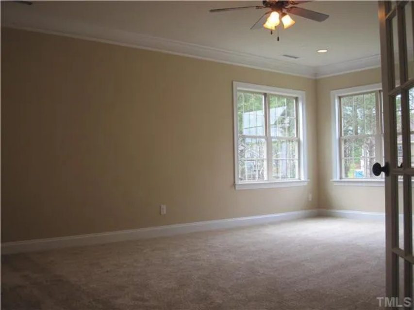 Craftsman Home Plan with Spacious Floor Plan and Unique Designs