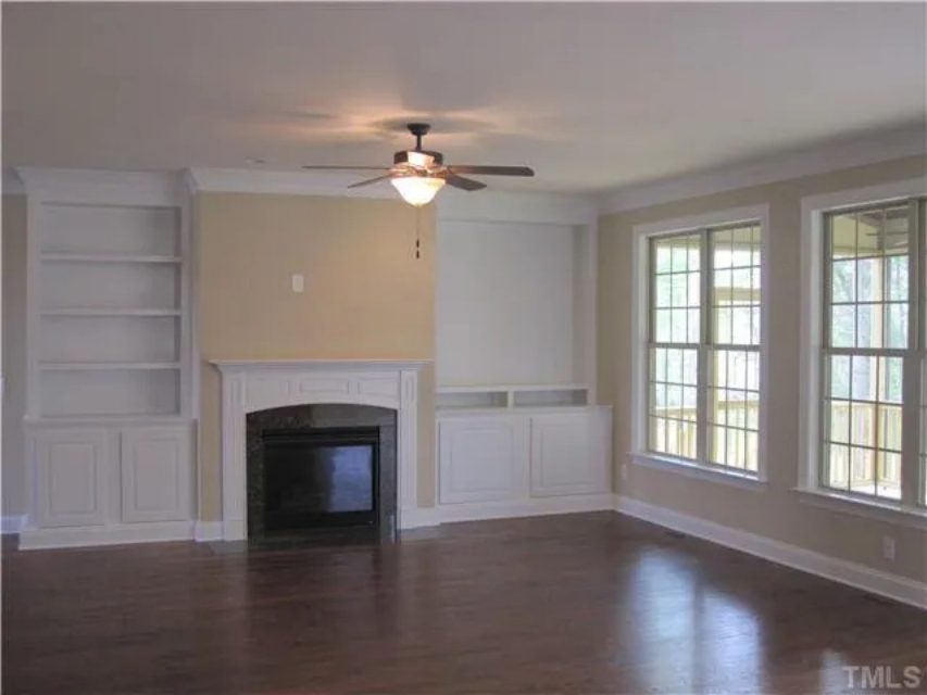 Craftsman Home Plan with Spacious Floor Plan and Unique Designs