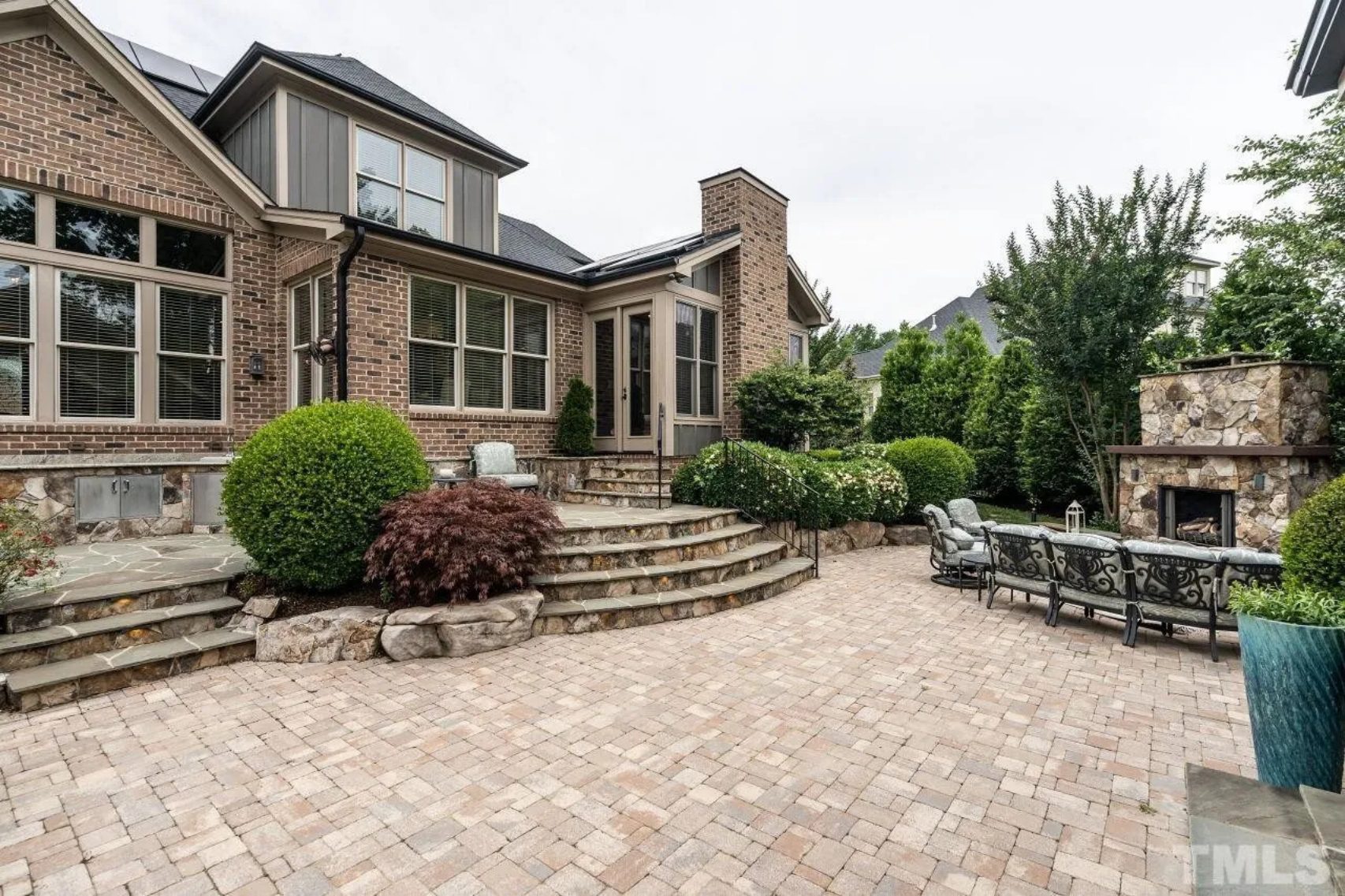 Custom house Blueprint with 4 Beds,4.5 Baths,Open Floor Plan Designs
