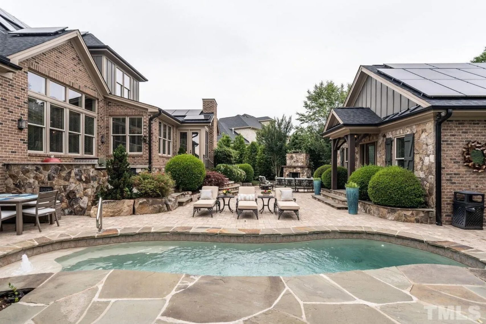 Custom house Blueprint with 4 Beds,4.5 Baths,Open Floor Plan Designs
