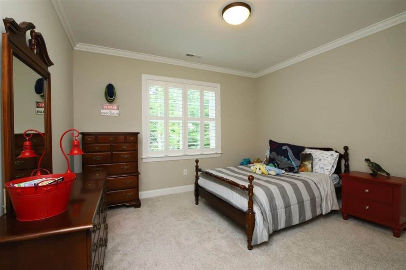 Custom house Floor Plan Blueprint with 3 Floors and 5 Bedrooms