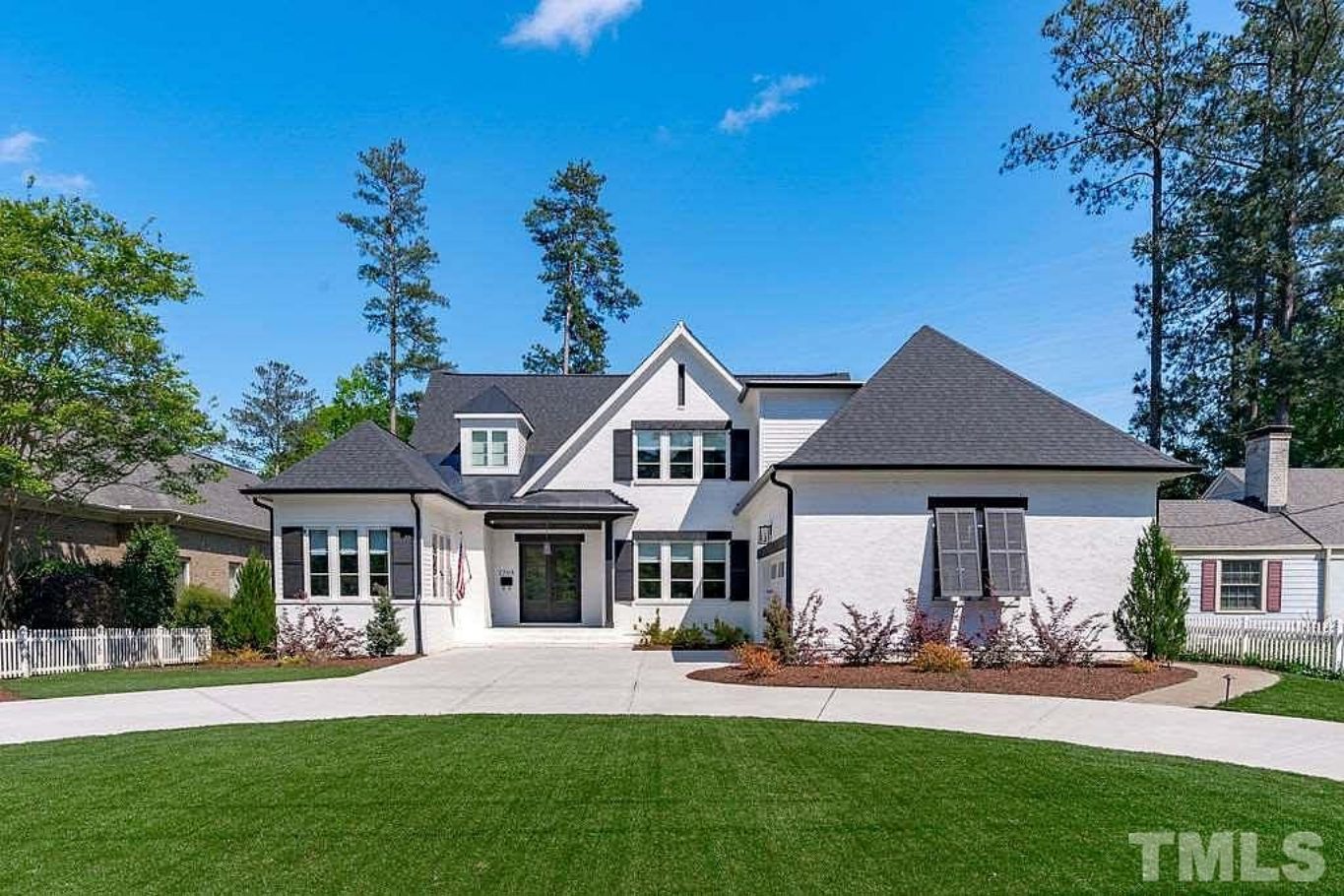 Custom house Plan with 4 Beds,CAD Blueprint,and Features