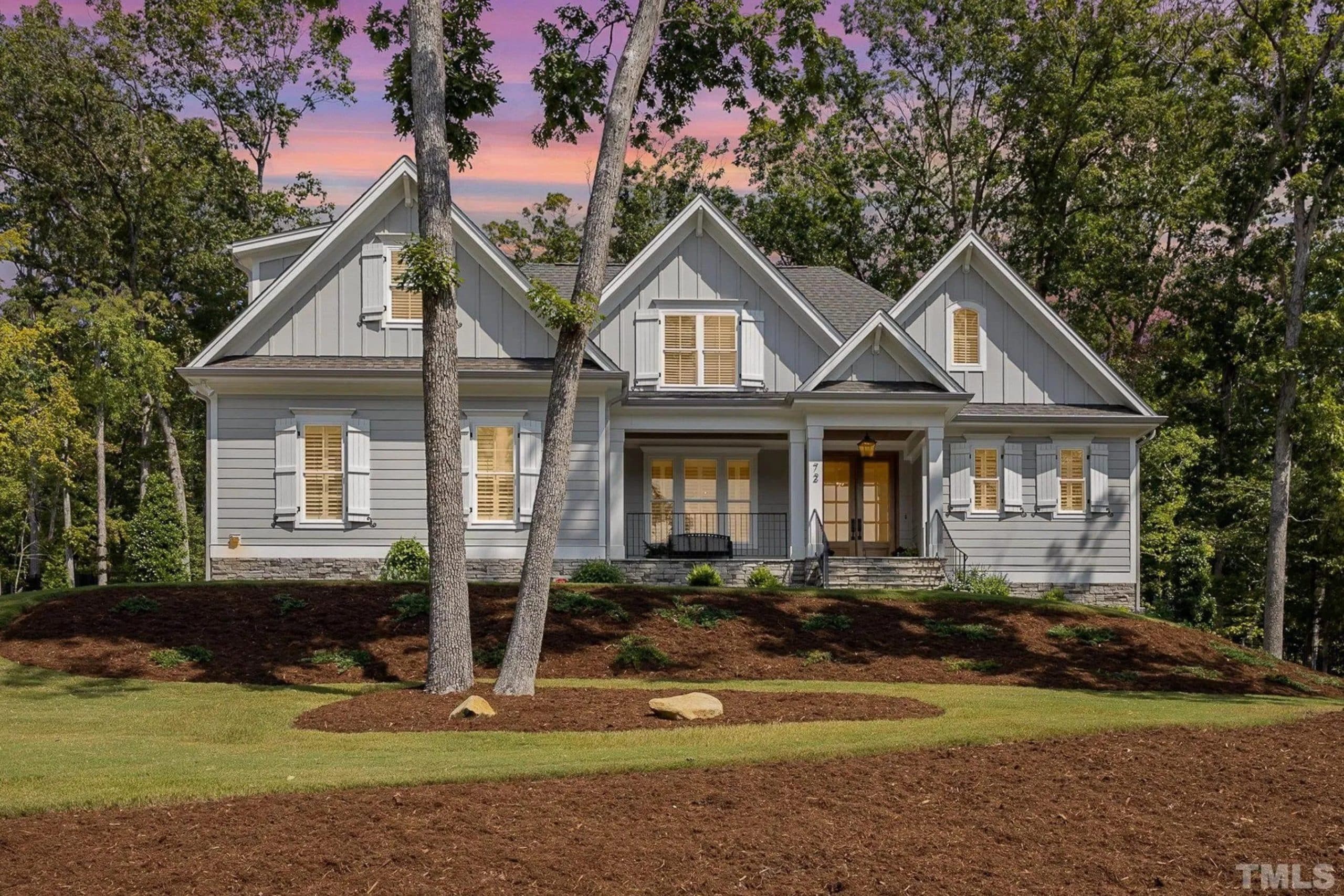 Custom Transitional house Plan with 4 Bedrooms and Elegant Features