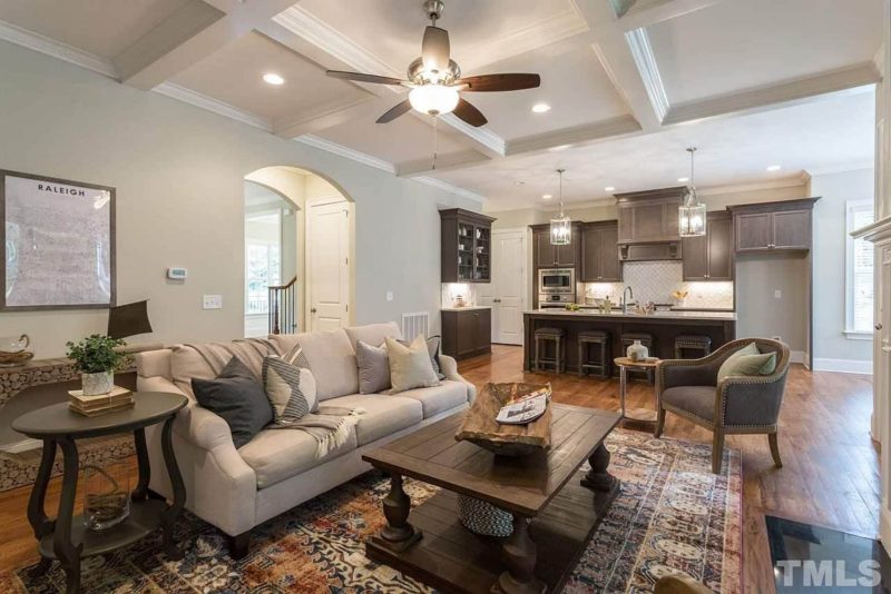 Elegant house Plan With Spacious Design