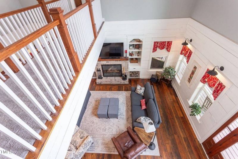 Elegant Traditional Farmhouse Floor Plan and Designs