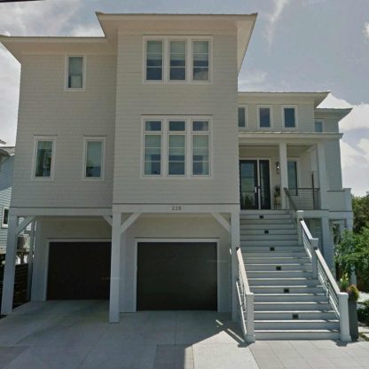 Exclusive Beach house Designs: Elegant Floor Plan and Blueprint