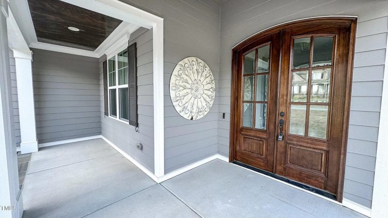 Explore Luxury house Plan with Blueprint: 4 Bed, 4 Bath Designs