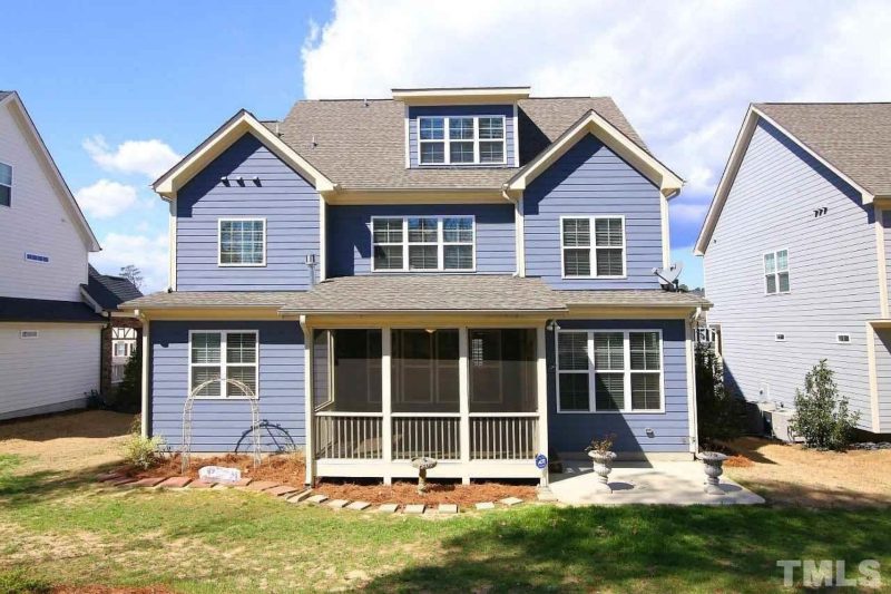 Functional 5-Bedroom CAD house Plan With Bonus Features