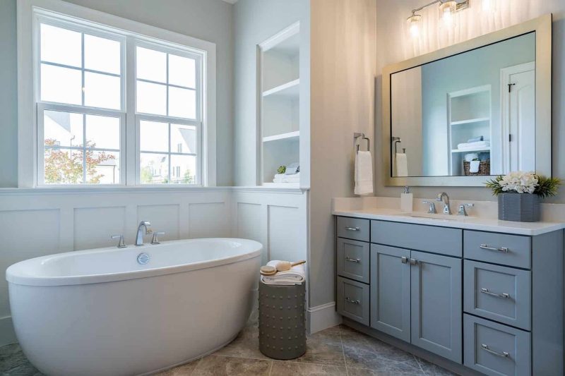 Gorgeous house Floor Plan with Craftsman Design