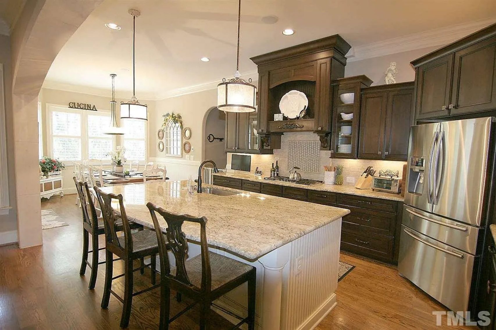 Luxurious Home Plan with Floor Plan,Blueprint,and CAD Designs