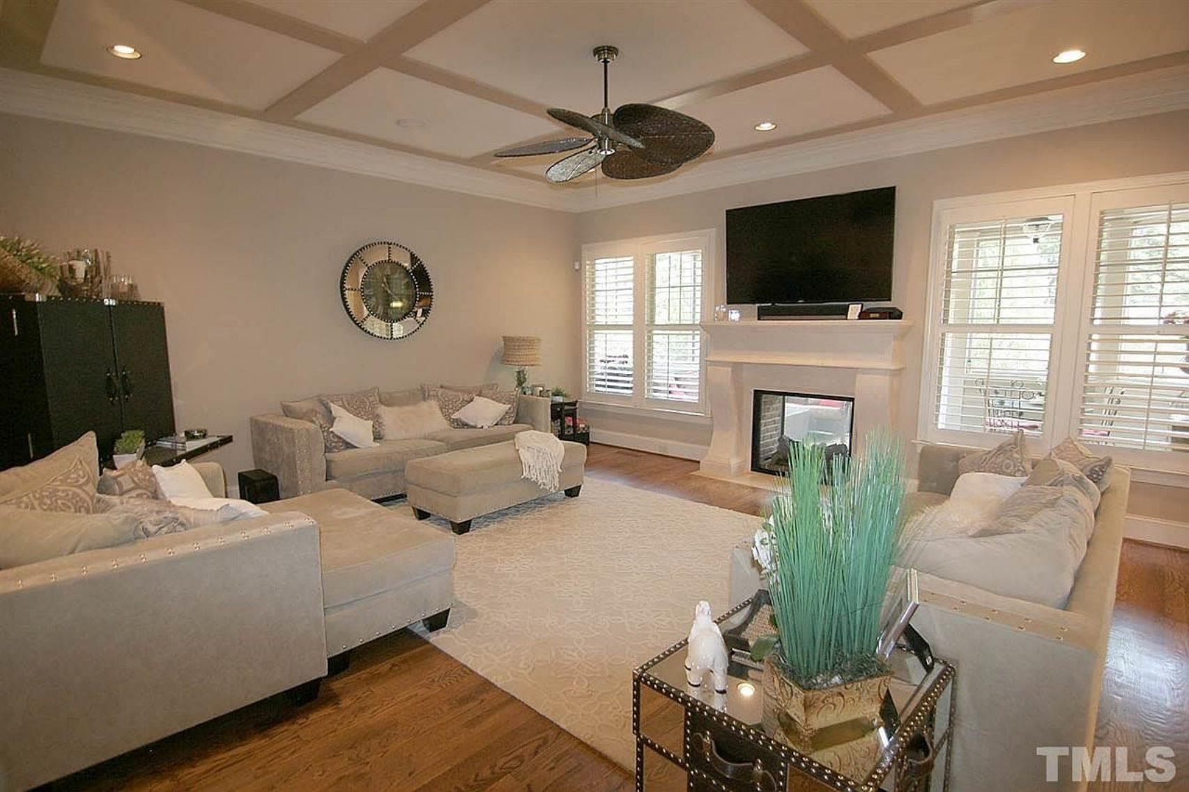 Luxurious Home Plan with Floor Plan,Blueprint,and CAD Designs