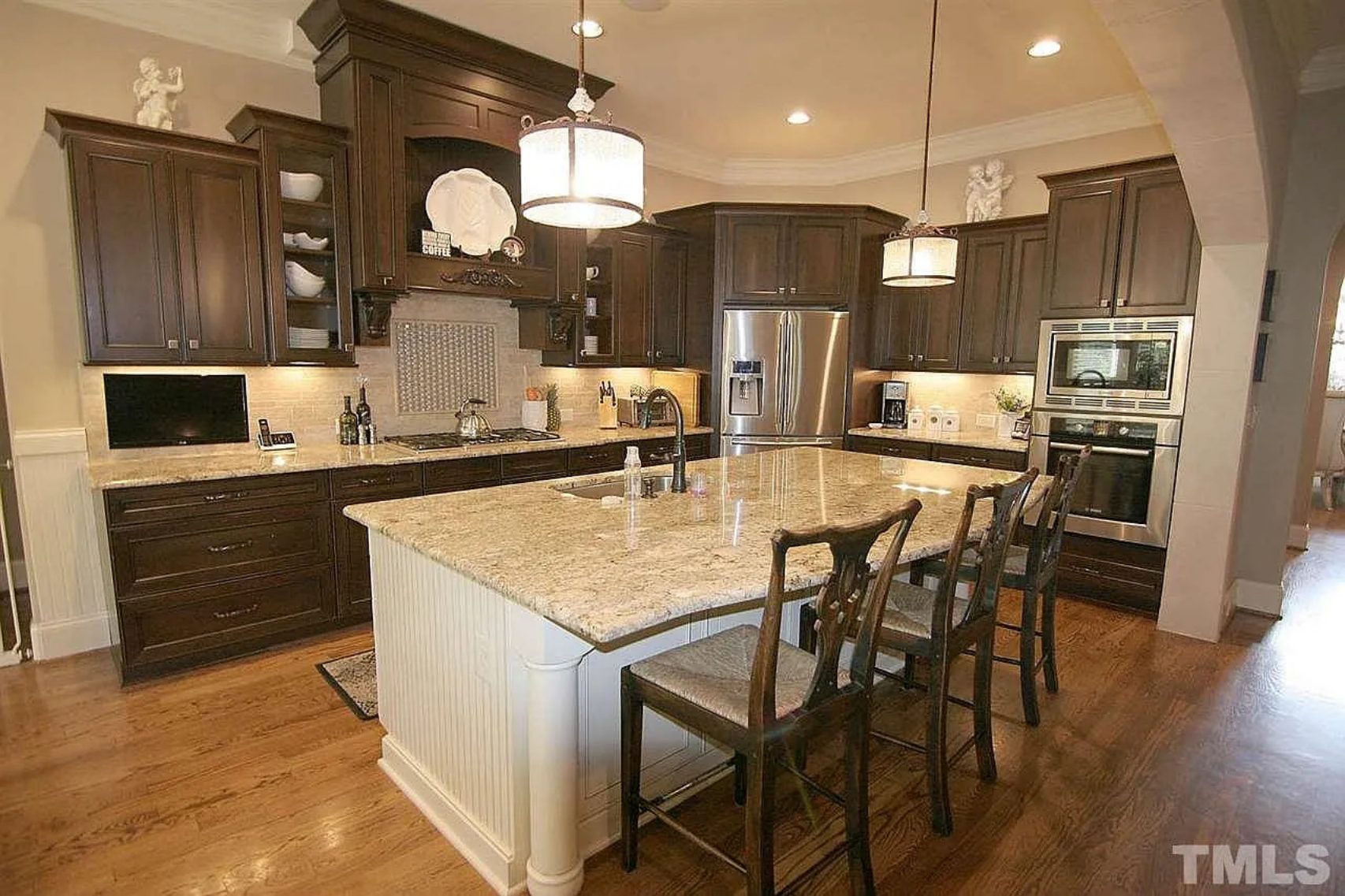 Luxurious Home Plan with Floor Plan,Blueprint,and CAD Designs