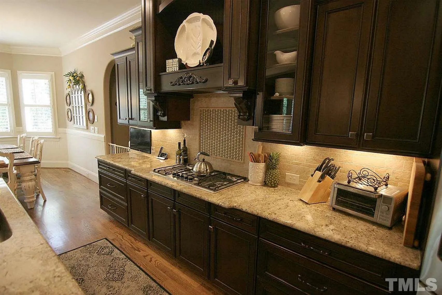 Luxurious Home Plan with Floor Plan,Blueprint,and CAD Designs