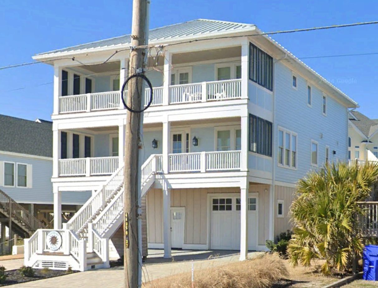 Luxury Beach house Plan with 4 Bedrooms,3 Stories,CAD Designs