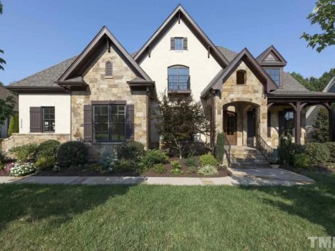 Luxury house Floor Plan with 4 Beds, Blueprint & Designs