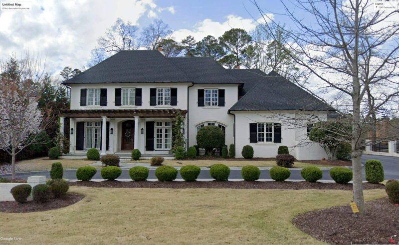 Luxury house Floor Plan with Blueprint Designs & Features